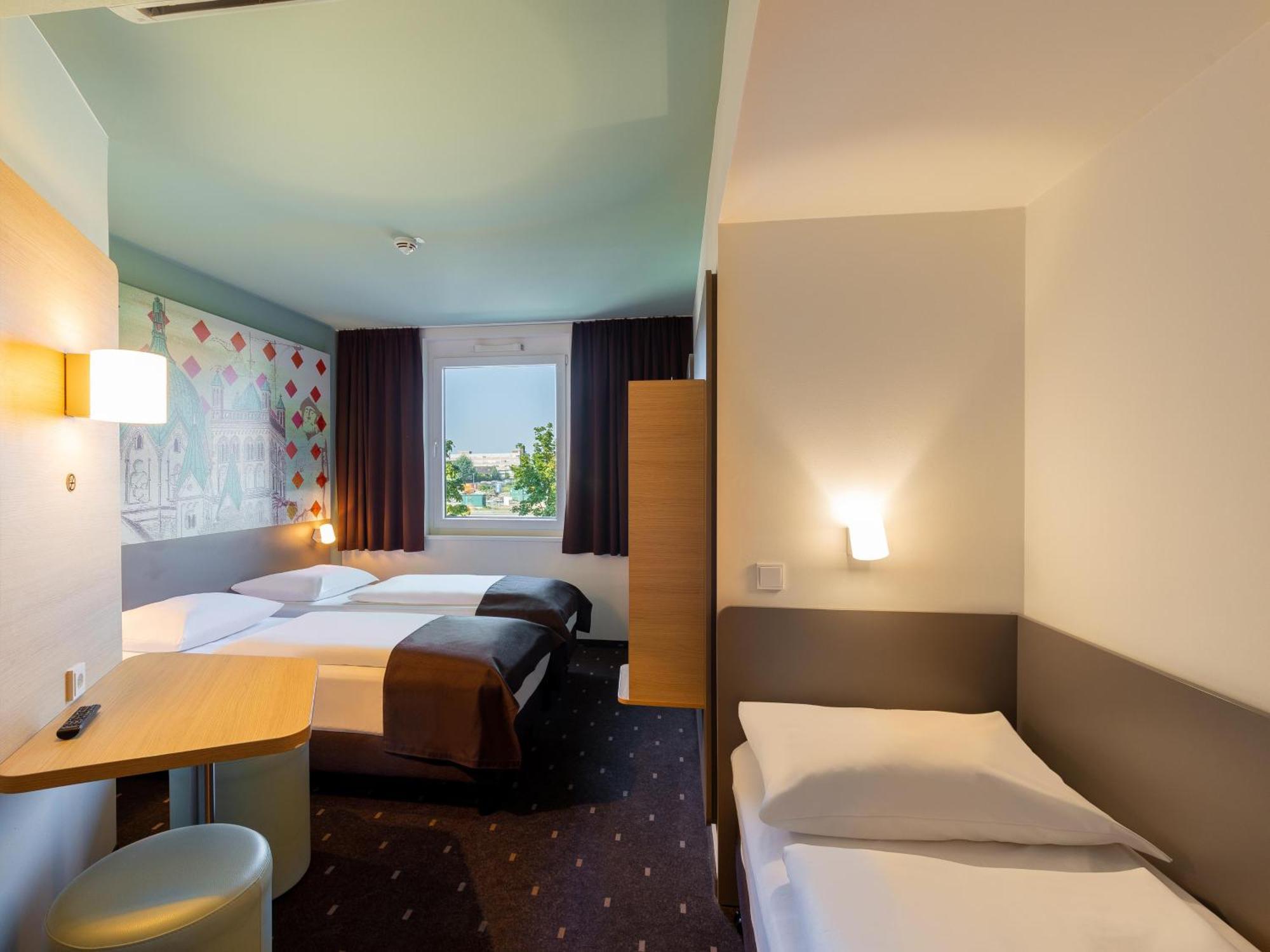 B&B Hotel 诺伊斯 外观 照片