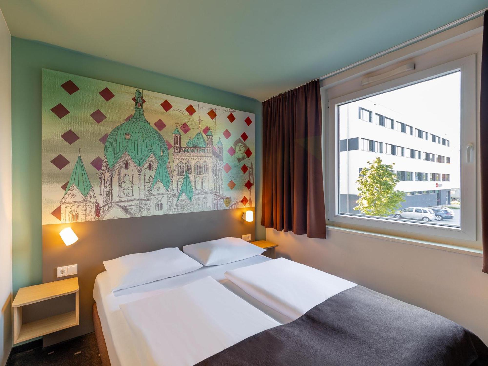 B&B Hotel 诺伊斯 外观 照片