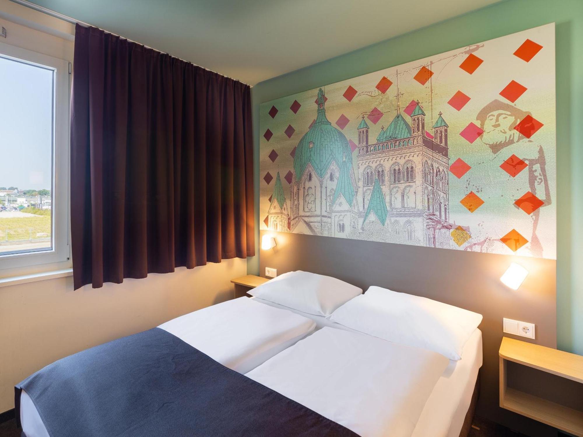 B&B Hotel 诺伊斯 外观 照片